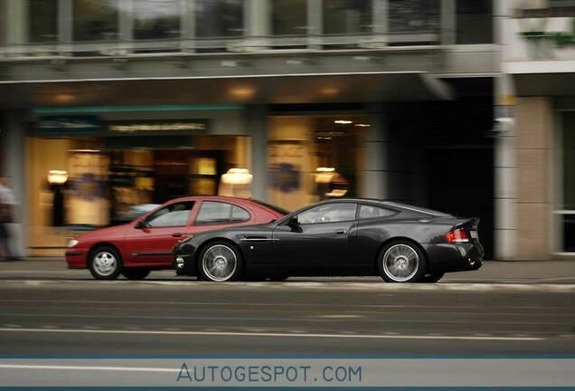 Aston Martin Vanquish S