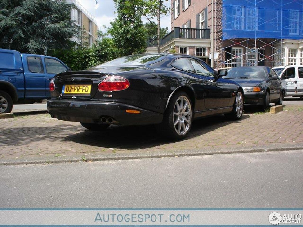 Jaguar XKR