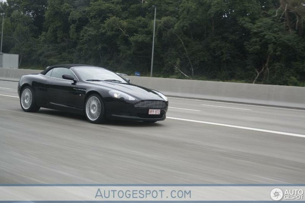 Aston Martin DB9 Volante