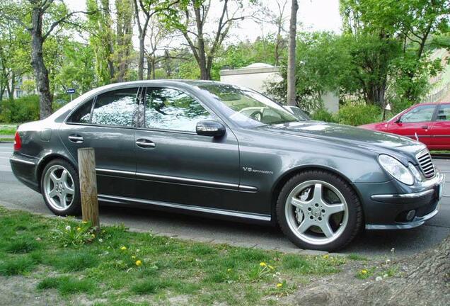 Mercedes-Benz E 55 AMG