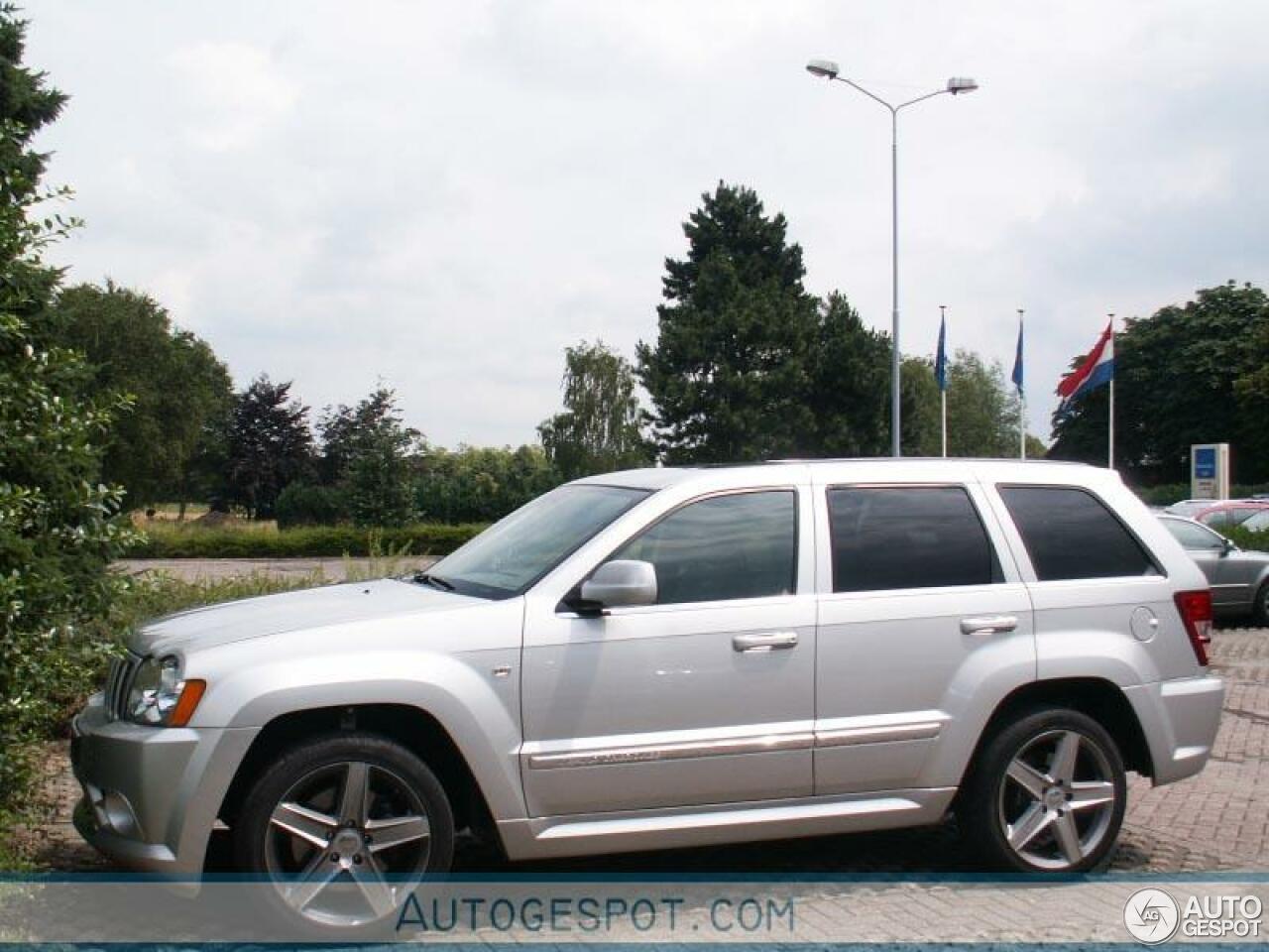 Jeep Grand Cherokee SRT-8 2005