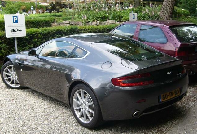 Aston Martin V8 Vantage