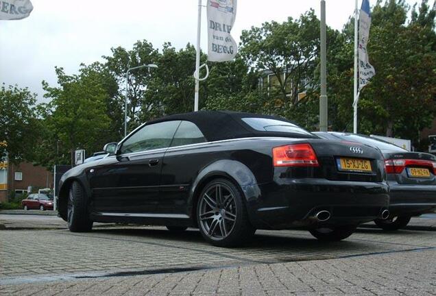 Audi RS4 Cabriolet