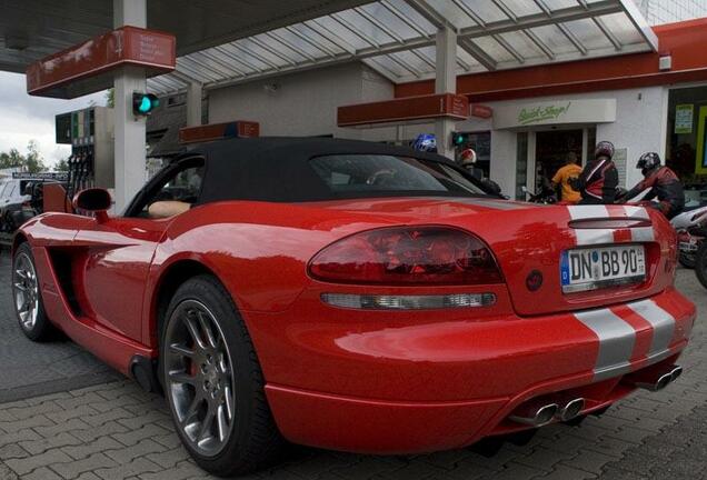 Dodge Viper SRT-10 Roadster 2003