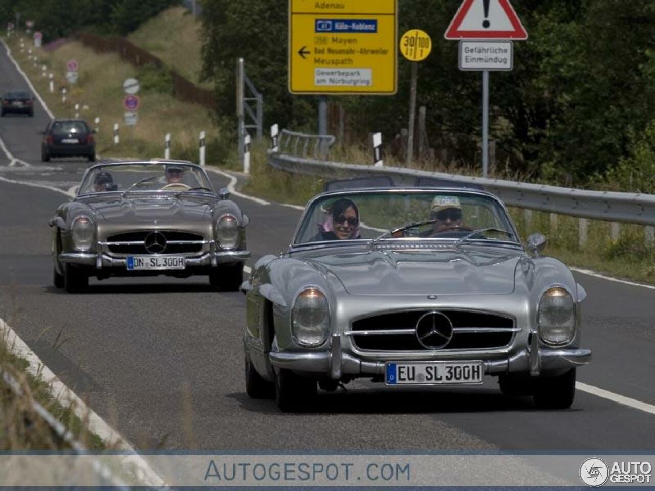 Mercedes-Benz 300SL Roadster