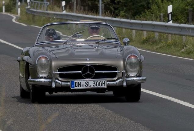 Mercedes-Benz 300SL Roadster