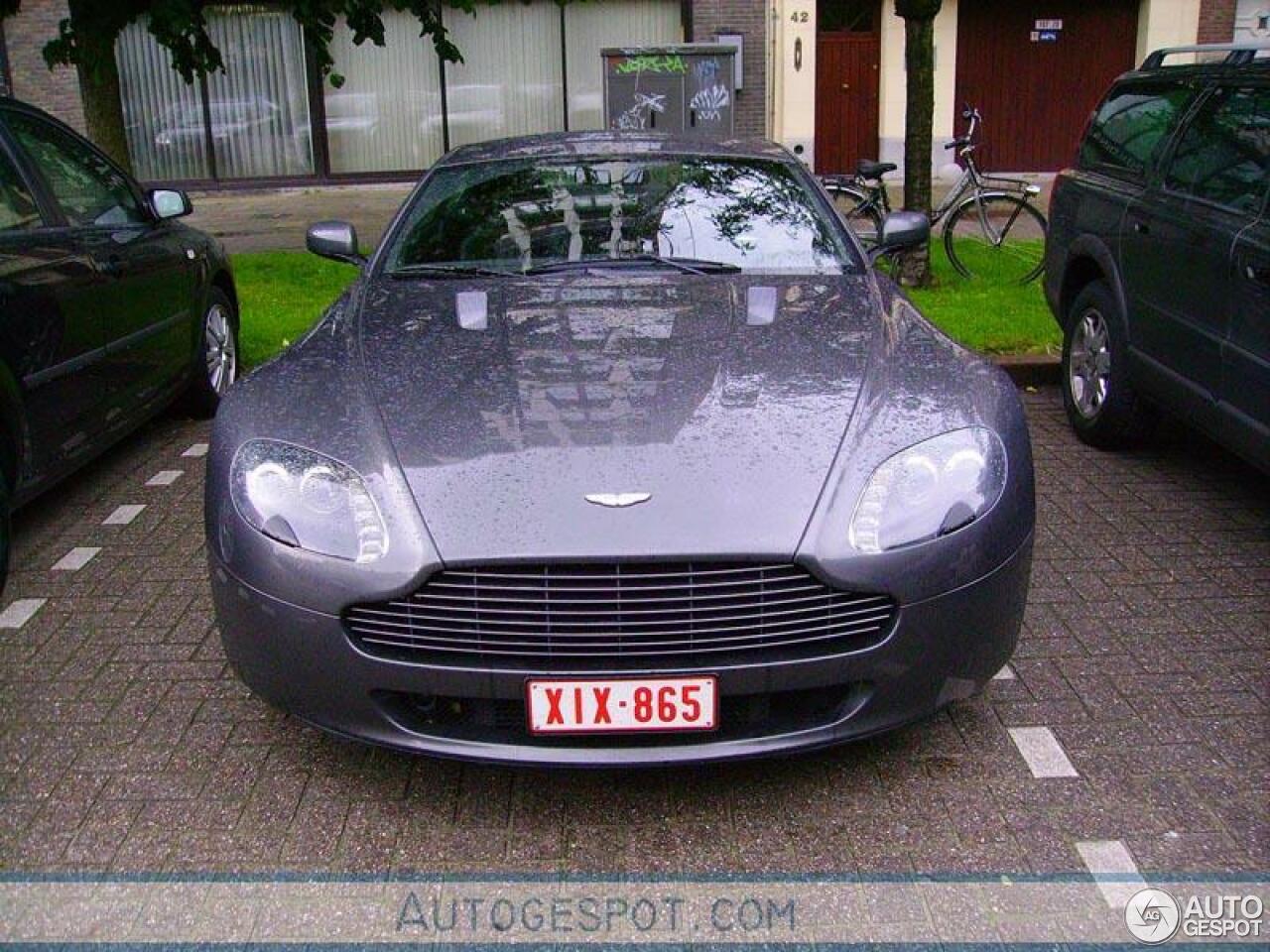 Aston Martin V8 Vantage