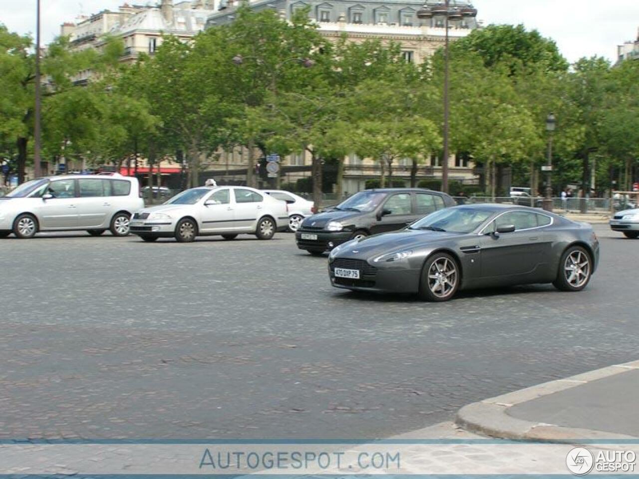 Aston Martin V8 Vantage