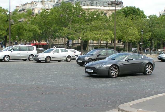 Aston Martin V8 Vantage