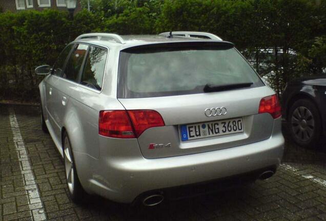 Audi RS4 Avant B7