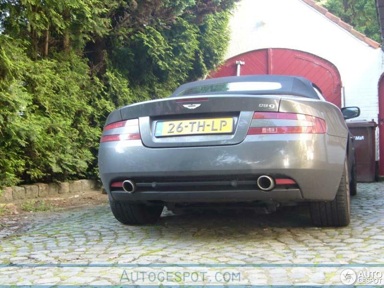 Aston Martin DB9 Volante