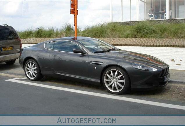 Aston Martin DB9