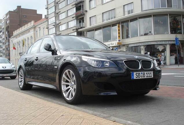 BMW M5 E60 2005