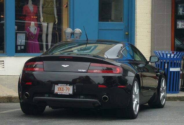 Aston Martin V8 Vantage