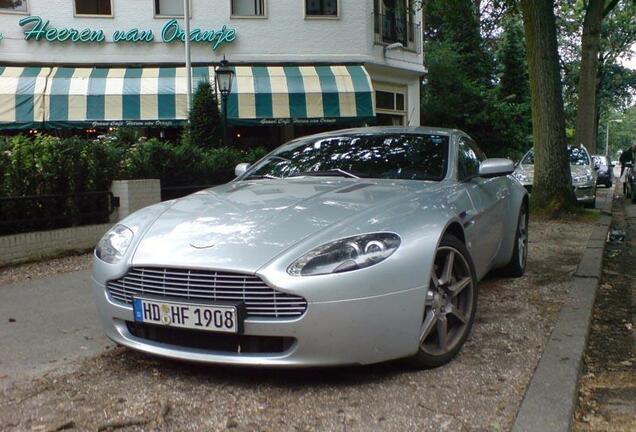 Aston Martin V8 Vantage