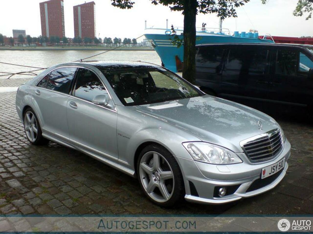 Mercedes-Benz S 65 AMG V221