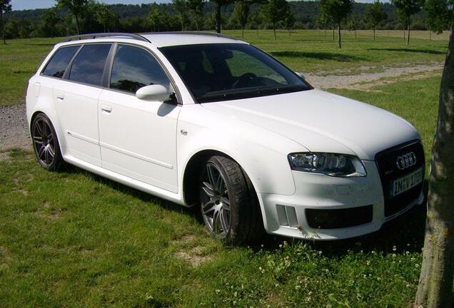 Audi RS4 Avant B7