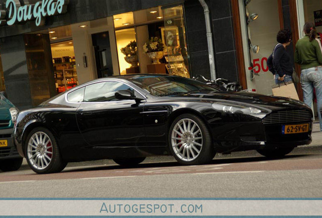 Aston Martin DB9