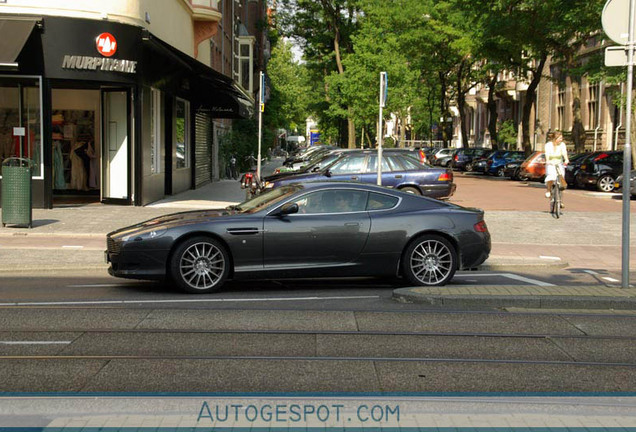 Aston Martin DB9