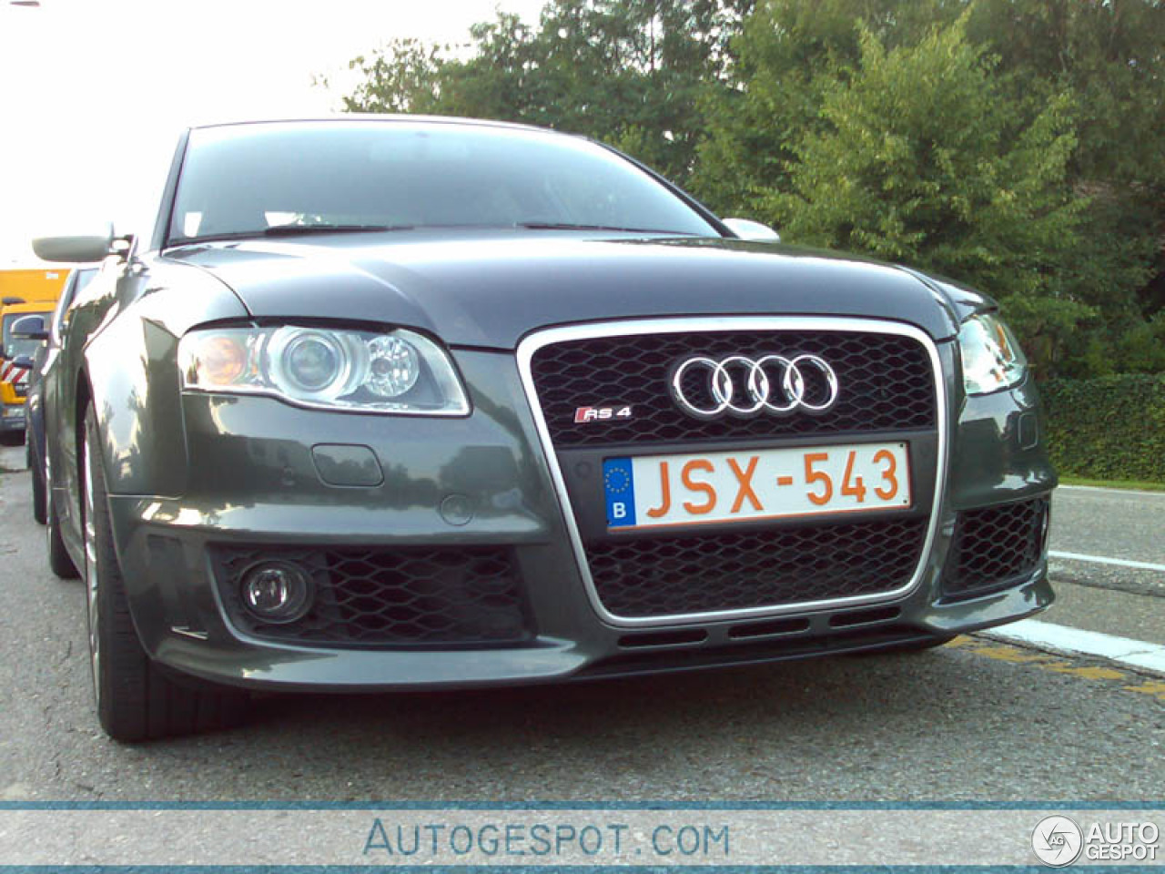 Audi RS4 Sedan