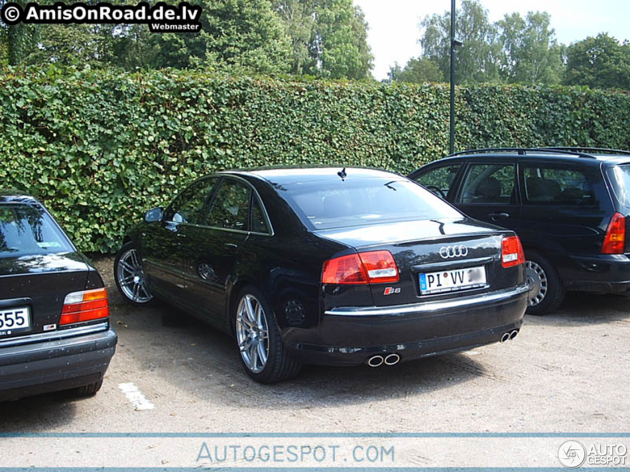 Audi S8 D3