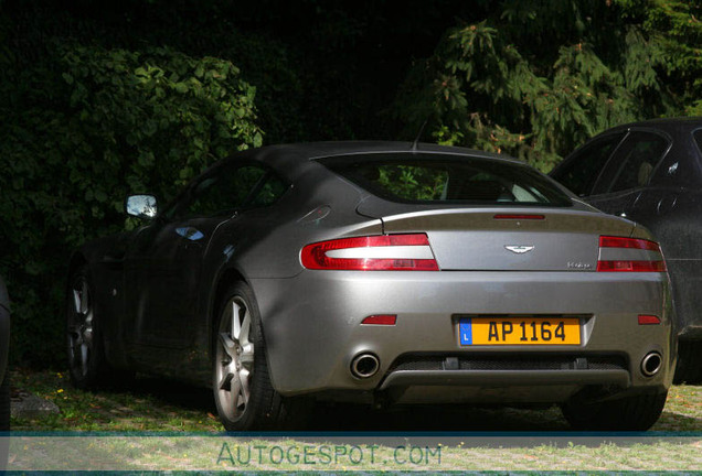 Aston Martin V8 Vantage