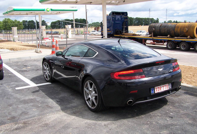 Aston Martin V8 Vantage