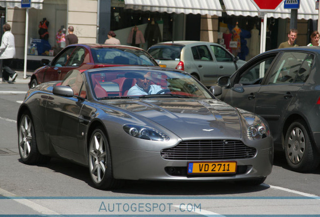 Aston Martin V8 Vantage Roadster