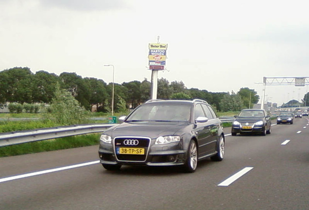 Audi RS4 Avant B7