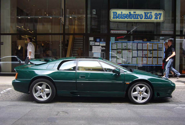 Lotus Esprit S4