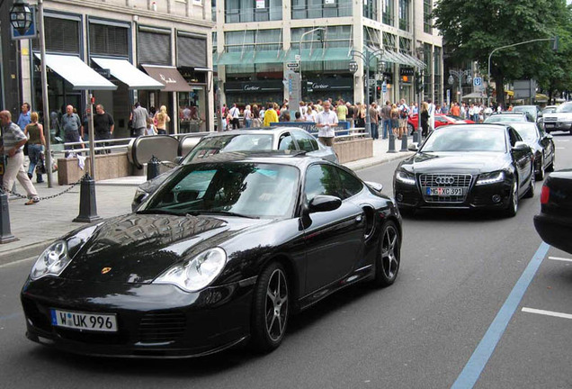 Porsche 996 Turbo