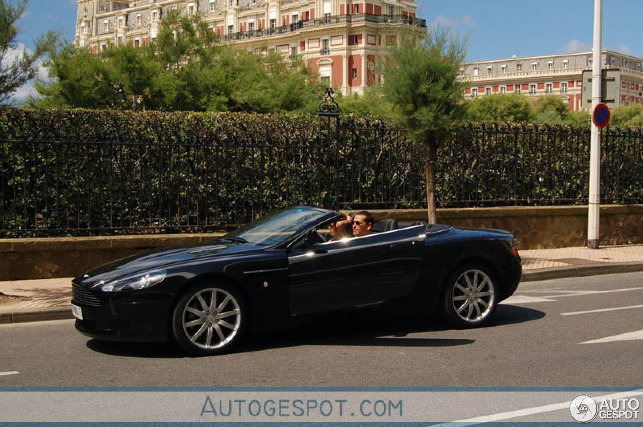 Aston Martin DB9 Volante