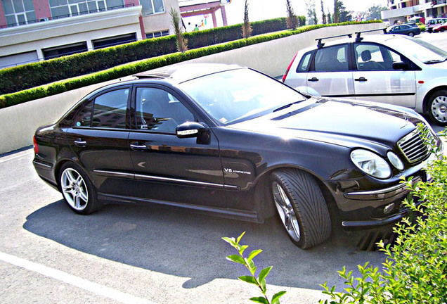 Mercedes-Benz E 55 AMG