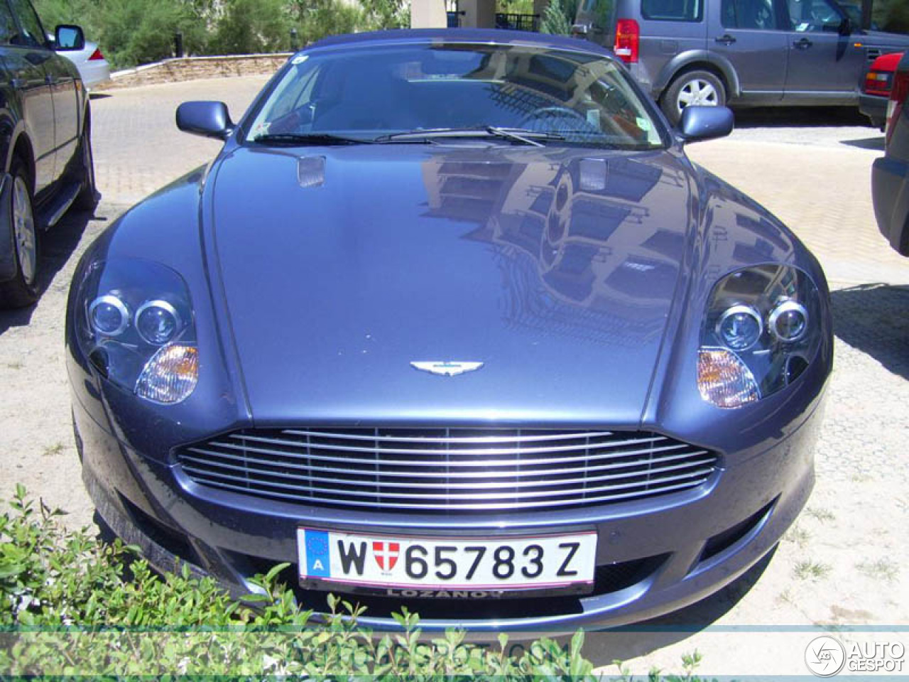 Aston Martin DB9