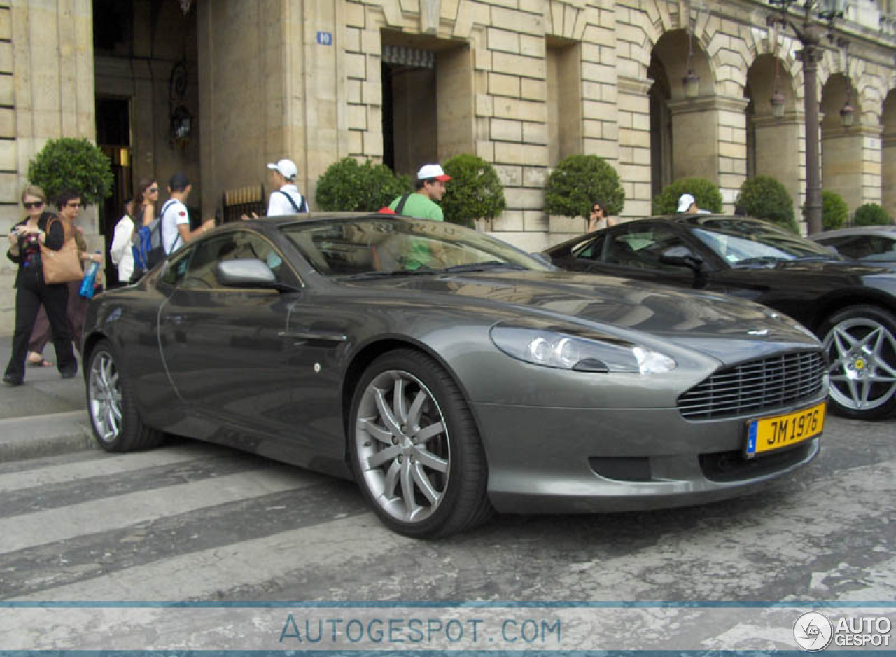 Aston Martin DB9