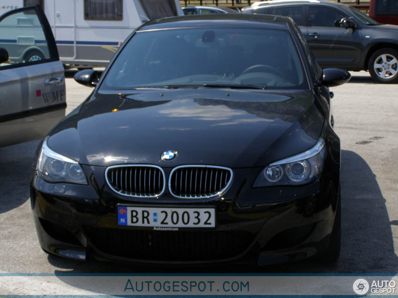 BMW M5 E60 2005