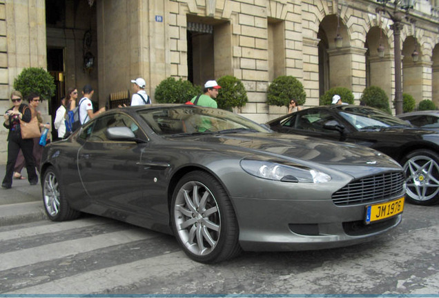 Aston Martin DB9