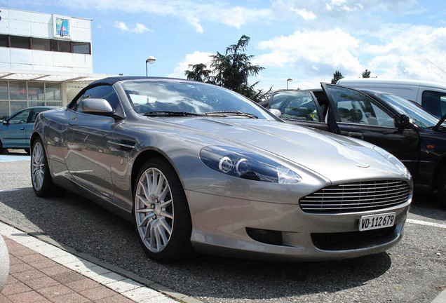 Aston Martin DB9 Volante