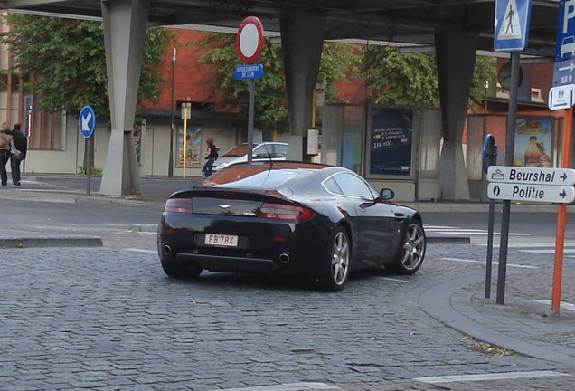 Aston Martin V8 Vantage