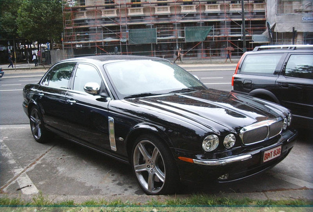 Jaguar Super V8 Portfolio