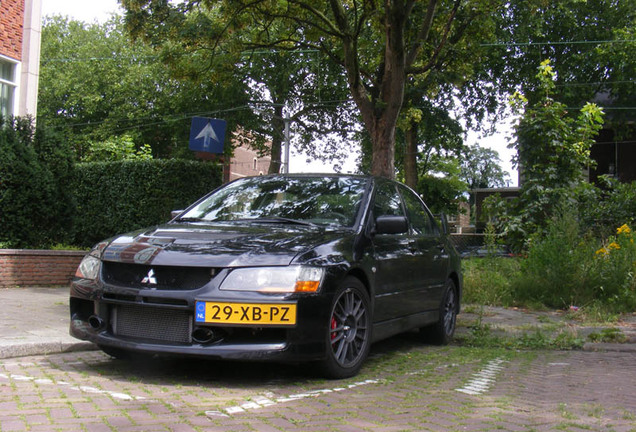 Mitsubishi Lancer Evolution IX