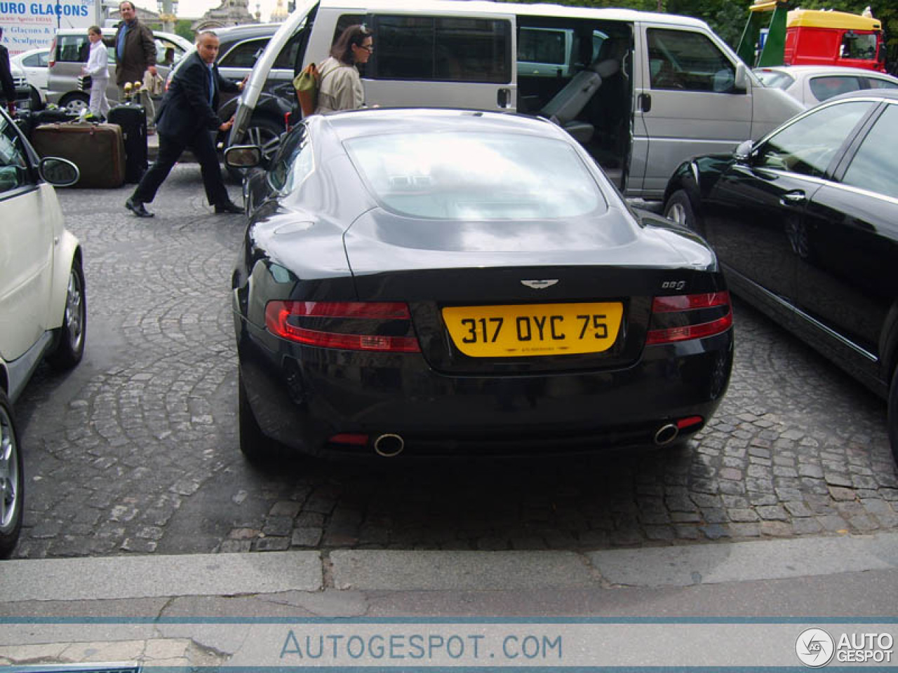 Aston Martin DB9