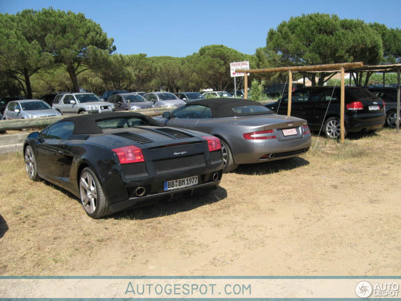 Aston Martin DB9 Volante