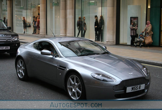 Aston Martin V8 Vantage