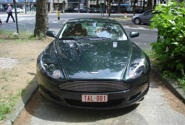 Aston Martin DB9