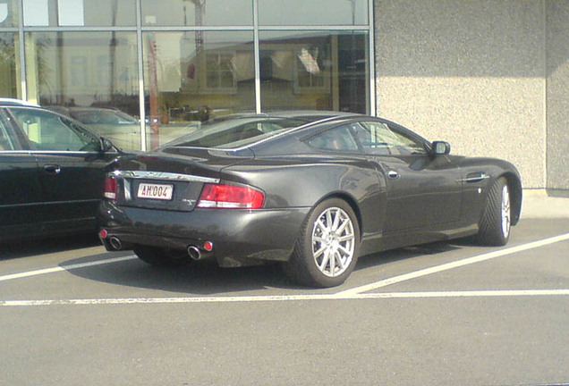 Aston Martin Vanquish S