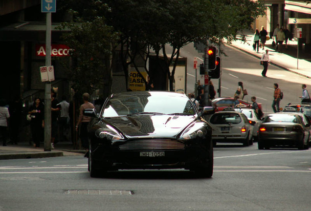 Aston Martin DB9