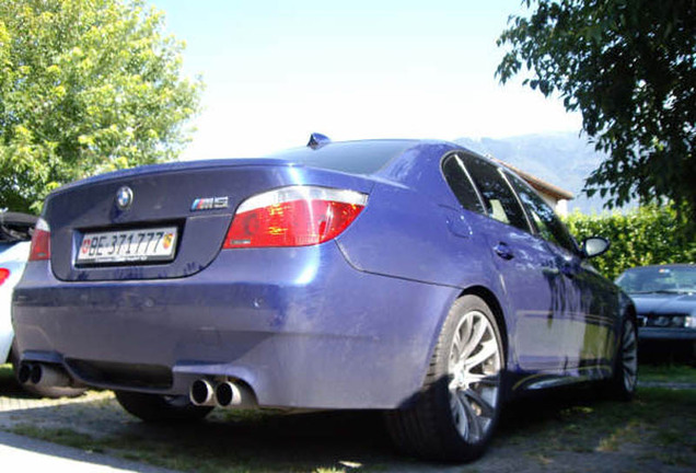 BMW M5 E60 2005