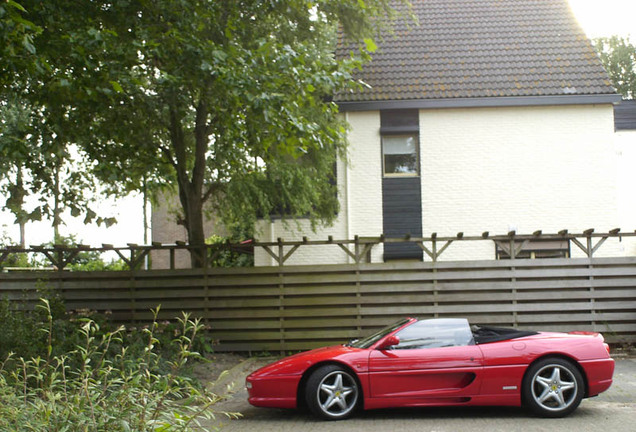 Ferrari F355 Spider