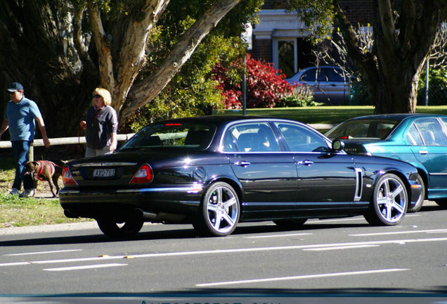 Jaguar Super V8 Portfolio